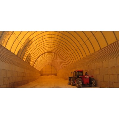 Túnel de 10x20x5m de alto sobre murete de hormigón